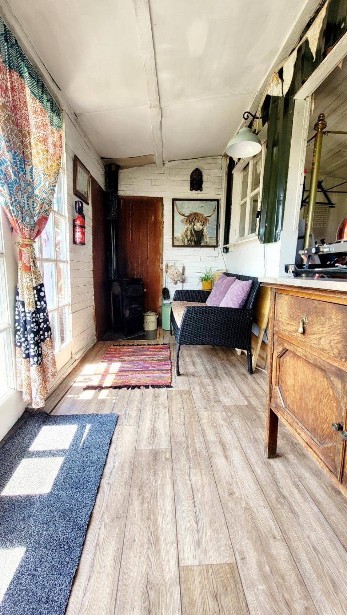 Treguth Glamping Unique Experience - Themed Huts Hotel Saint Day ภายนอก รูปภาพ